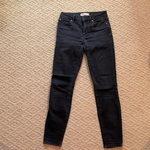 gap curvy true skinny black jeans